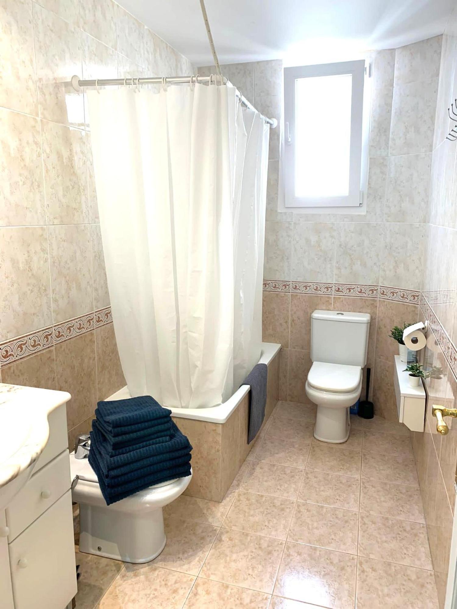 Big Spacious Penthouse Next To The Sea * Valenza